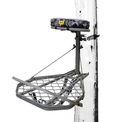 Helium Pro Hang-On Treestand by Hawk